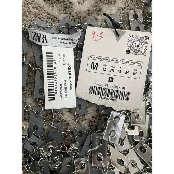 NEW FLAWED GEM Zara Silver Rectangular Mirror Metallic Round Neck Tank Top NYE M - Picture 4 of 7